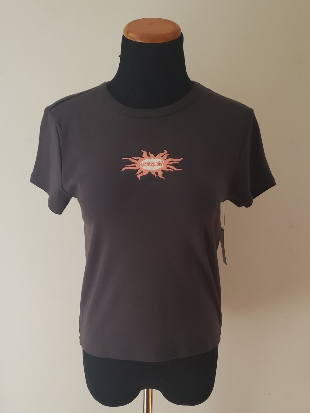 Volcom Charcoal Short Sleeve Shirt with Pink Sun Logo Size M